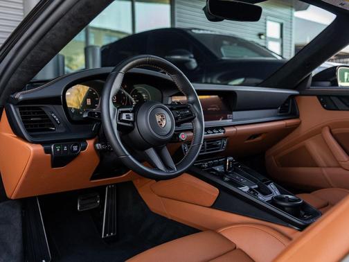 2026 Porsche 911 Carrera GTS