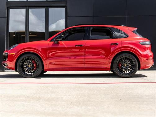 2022 Porsche Cayenne GTS
