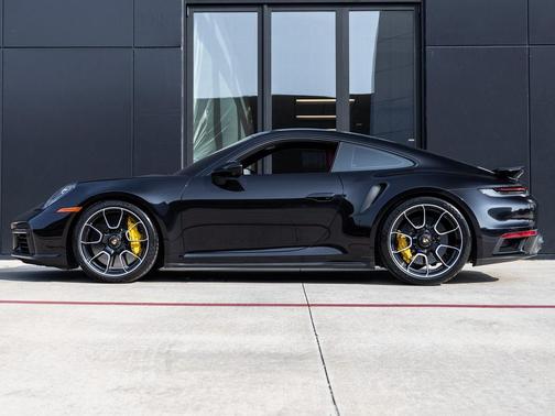 2023 Porsche 911 Turbo S