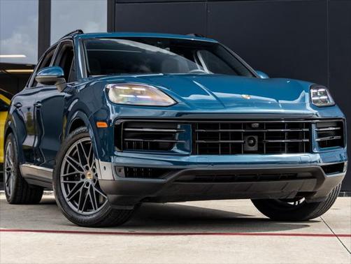 2024 Porsche Cayenne S
