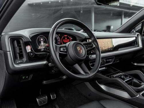 2024 Porsche Cayenne S