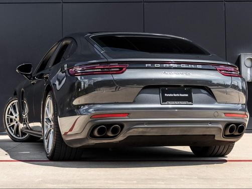 2018 Porsche Panamera 4S