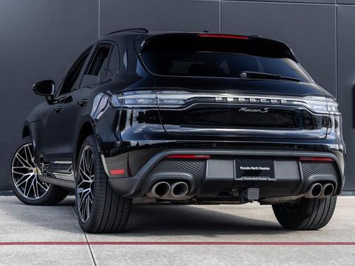 2025 Porsche Macan S