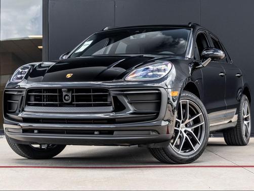 2025 Porsche Macan T