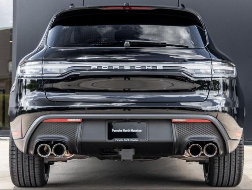 2025 Porsche Macan T