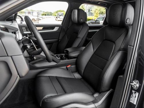 2025 Porsche Cayenne Cayenne