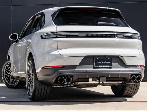 2025 Porsche Cayenne 