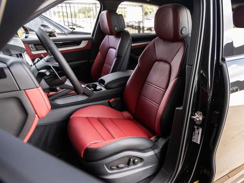2025 Porsche Cayenne Cayenne