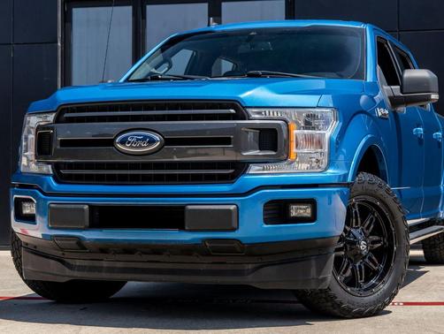 Blue Metallic 2019 Ford F-150 XLT
