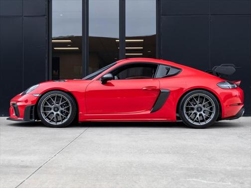 2024 Porsche 718 Cayman GT4 RS