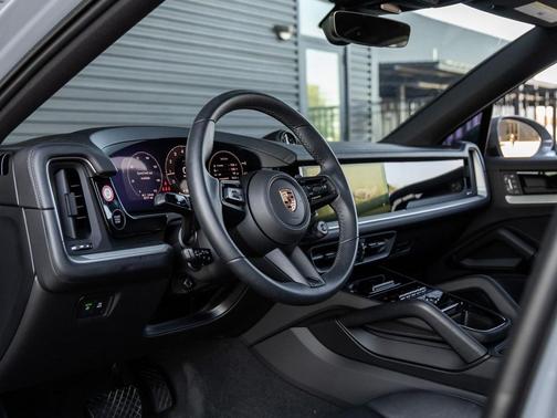 2025 Porsche Cayenne 