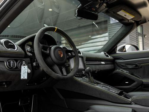 2025 Porsche 718 Spyder RS