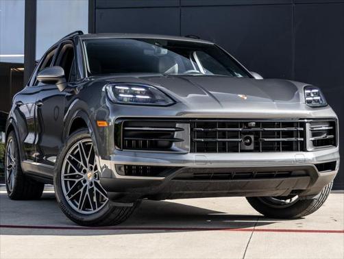 2025 Porsche Cayenne Base