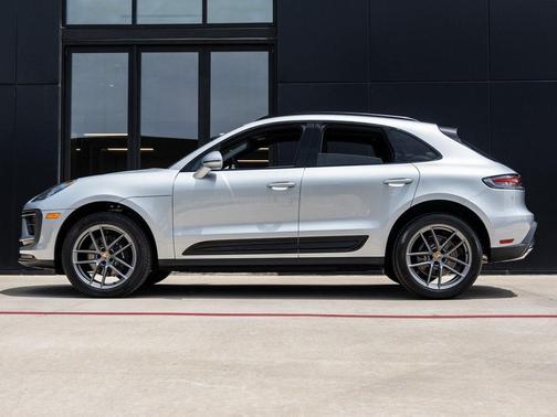2025 Porsche Macan T