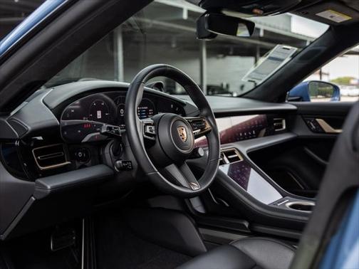 2023 Porsche Taycan Turbo S
