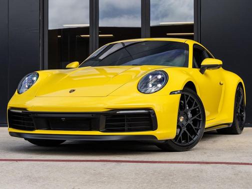 2021 Porsche 911 Carrera