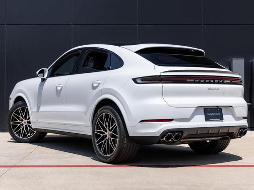 2026 Porsche Cayenne 
