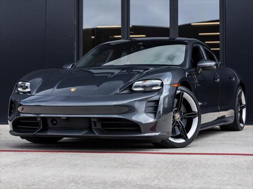 2022 Porsche Taycan Turbo S