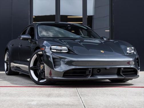 2022 Porsche Taycan Turbo S