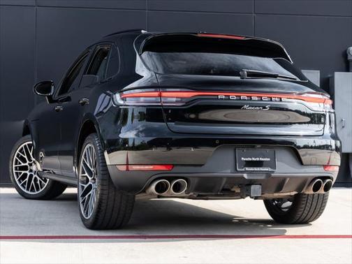 2021 Porsche Macan Base