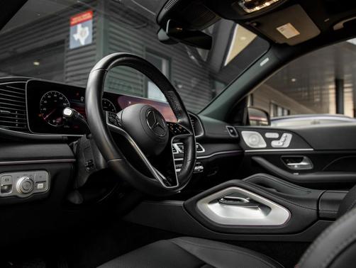 2024 Mercedes-Benz GLS 450 4MATIC