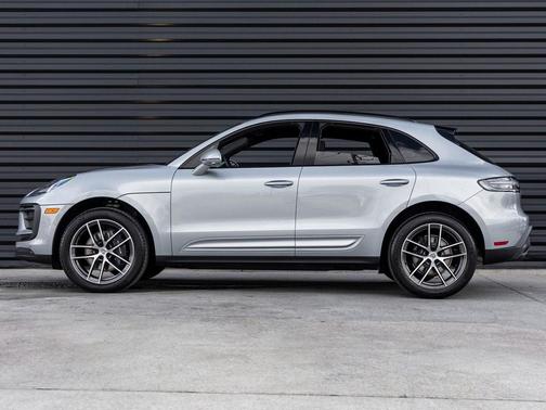 2025 Porsche Macan 