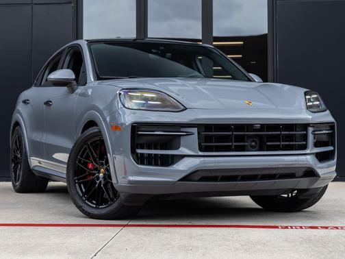 Arctic Grey 2024 Porsche Cayenne S