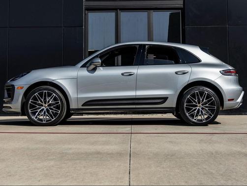 2022 Porsche Macan Macan