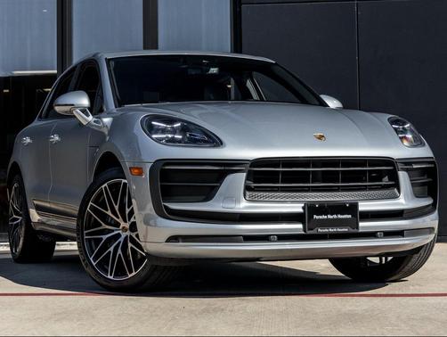 2022 Porsche Macan 