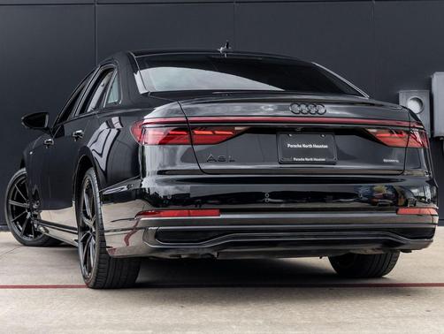 Mythos Black Metallic 2022 Audi A8 L 55 TFSI quattro Tiptronic