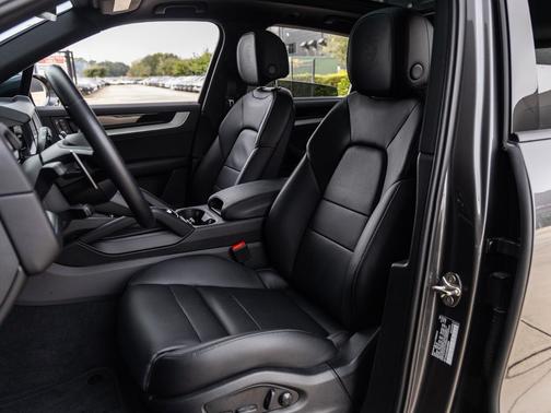 2024 Porsche Cayenne Cayenne