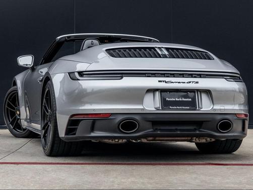 2022 Porsche 911 Carrera GTS