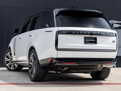 2023 Land Rover Range Rover P400 SE