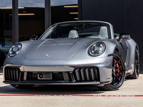 Vanadium Grey Metallic 2026 Porsche 911 Carrera GTS