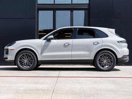 2025 Porsche Cayenne 