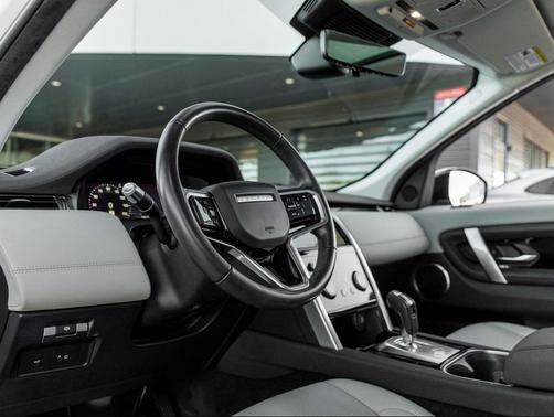 2022 Land Rover Discovery Sport SE