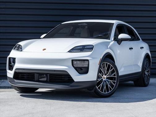 2024 Porsche Macan Base