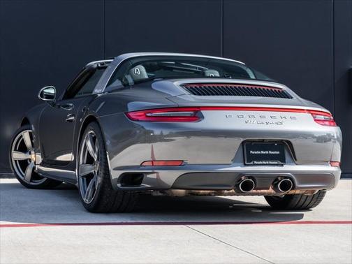 2019 Porsche 911 Targa 4S