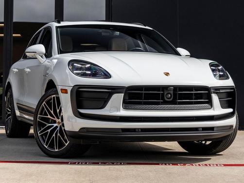 White 2024 Porsche Macan