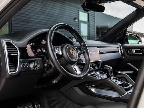 2022 Porsche Cayenne Turbo