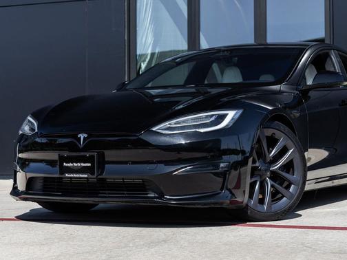 2021 Tesla Model S Plaid