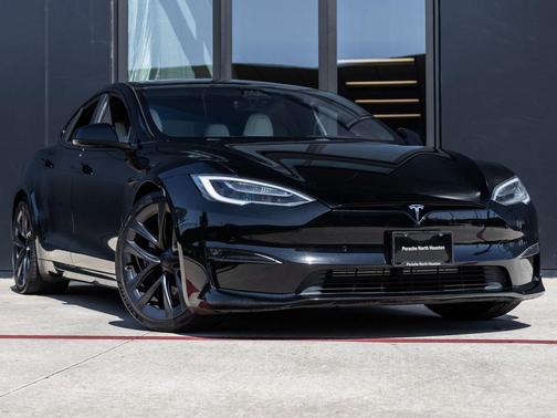 2021 Tesla Model S Plaid