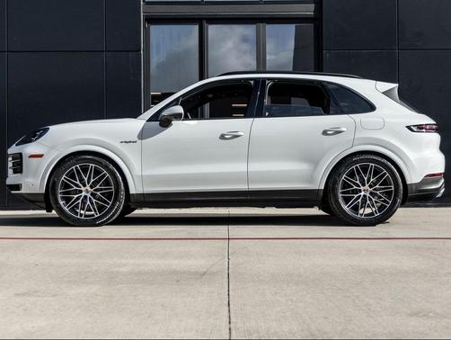 2026 Porsche Cayenne Cayenne