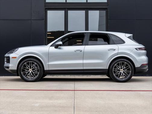 2025 Porsche Cayenne