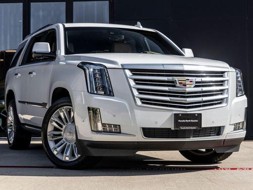 Crystal White Tricoat 2019 Cadillac Escalade Platinum