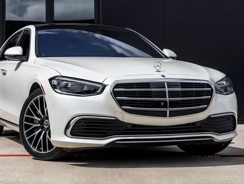 MANUFAKTUR Cashmere White Magno 2022 Mercedes-Benz S-Class 4MATIC