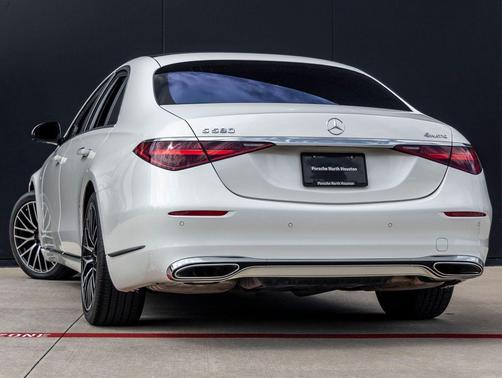 MANUFAKTUR Cashmere White Magno 2022 Mercedes-Benz S-Class 4MATIC