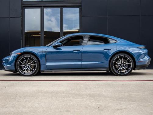 2023 Porsche Taycan