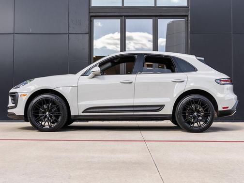 2023 Porsche Macan T