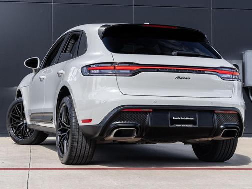 2023 Porsche Macan T
